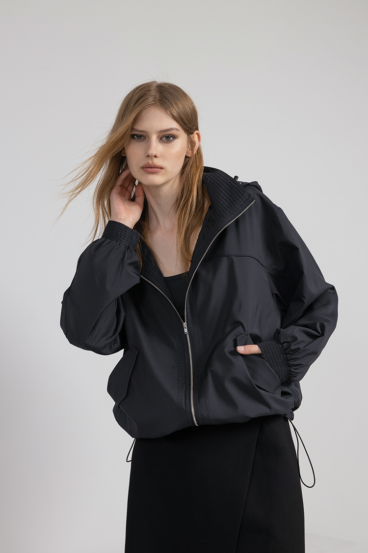 Jacket With Piping
