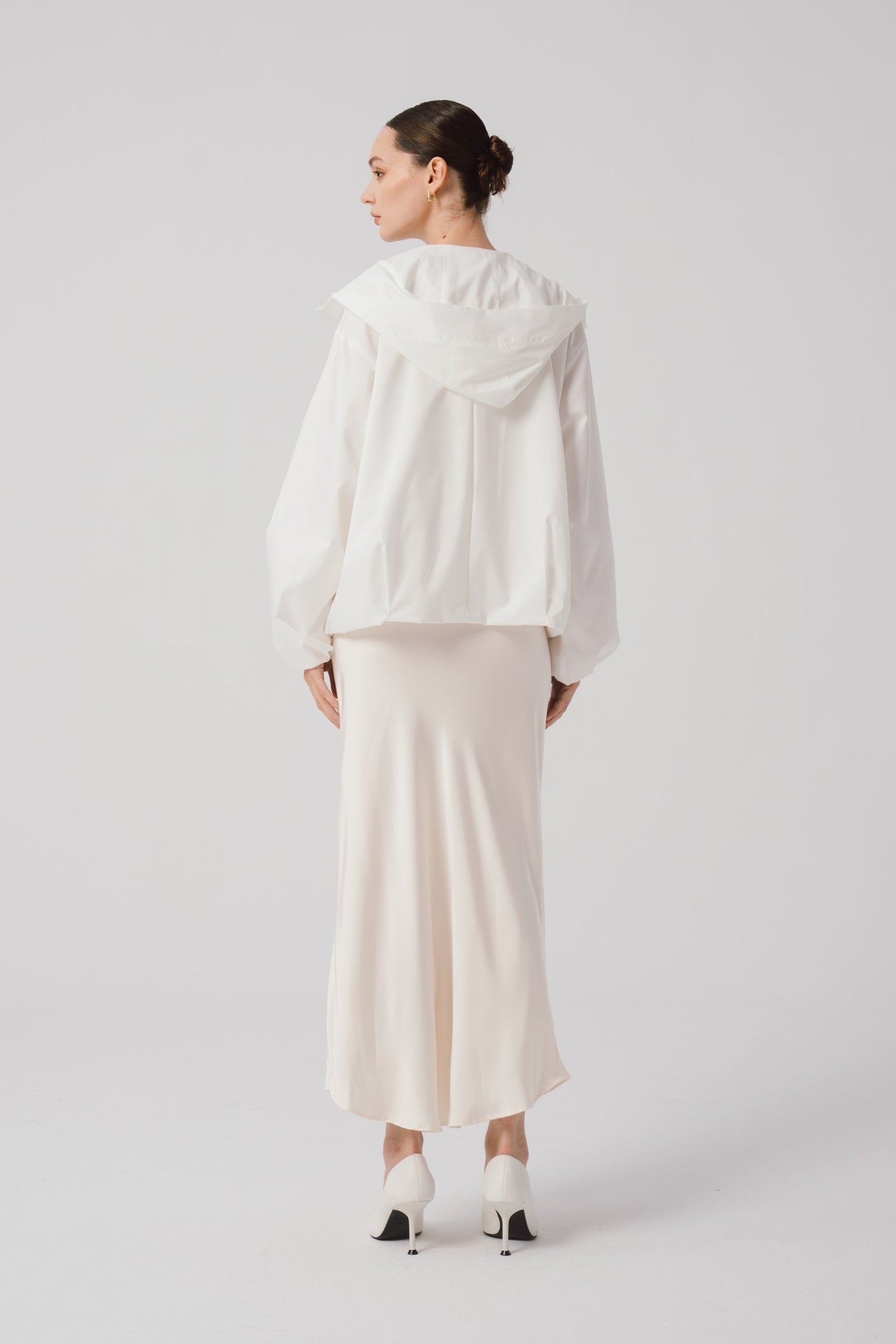 Short Jacket With Pleats